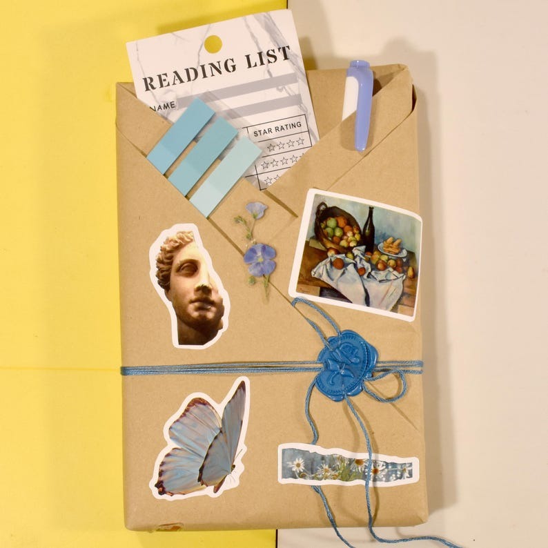Blind Date With a Book Gift Set