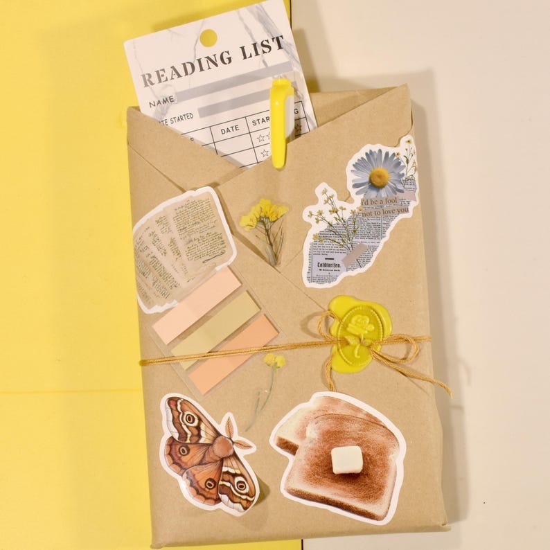 Blind Date With a Book Gift Set