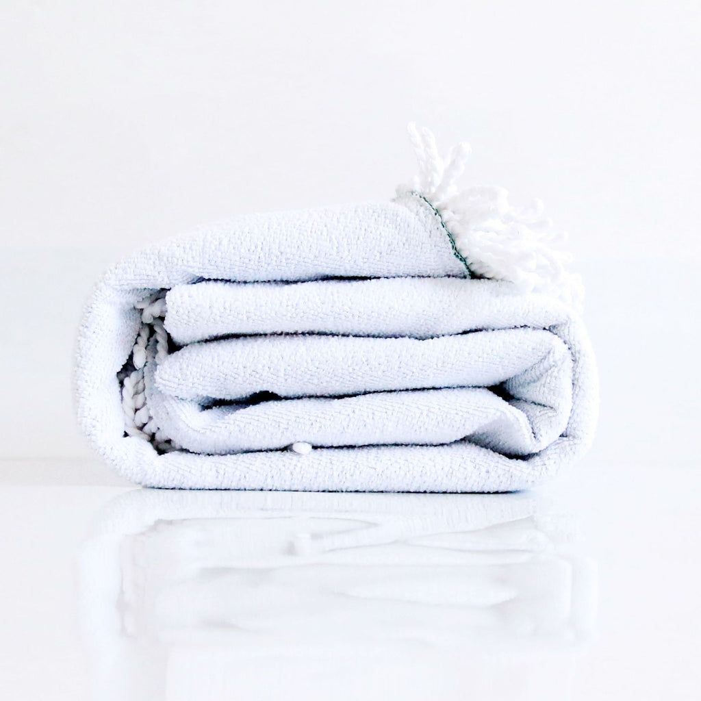 Southern Grace Microfiber Beach Towel | Quick-Dry Lightweight Travel Towel